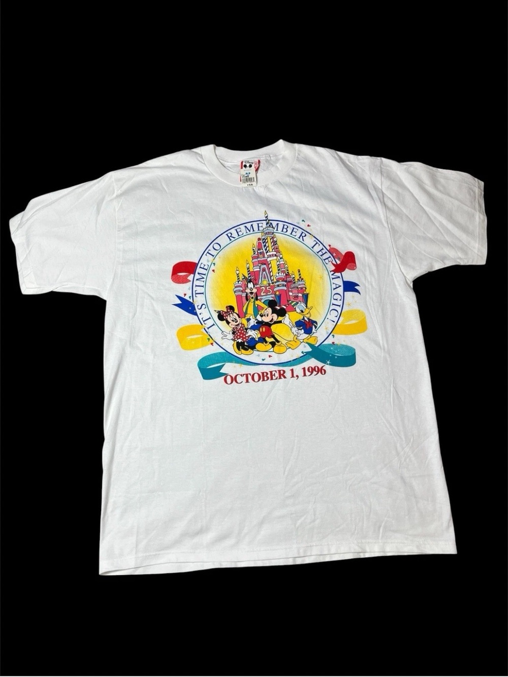 Vintage 1996 Walt Disney World 25 Year Anniversary White Character T Shirt